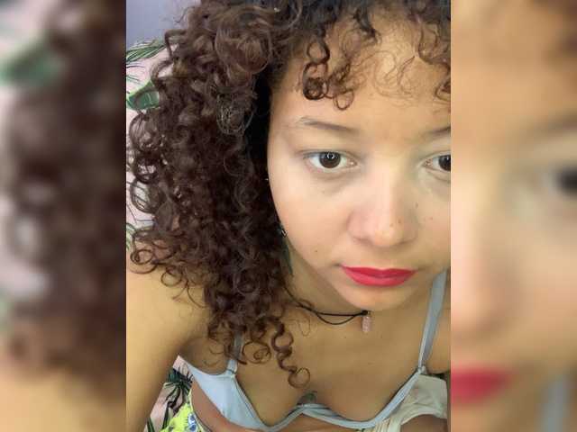 milanxbunny333 live cam on BongaCams