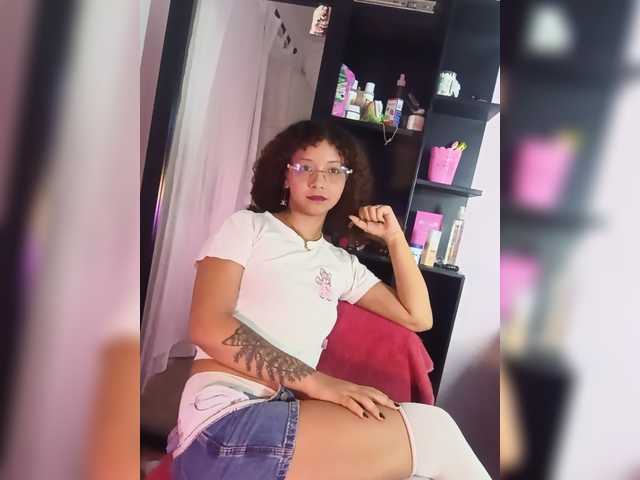milanxbunny333 live cam on BongaCams