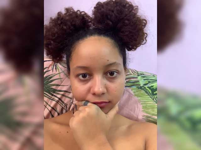 milanxbunny333 live cam on BongaCams