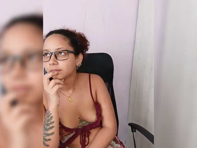 milanxbunny333 live cam on BongaCams