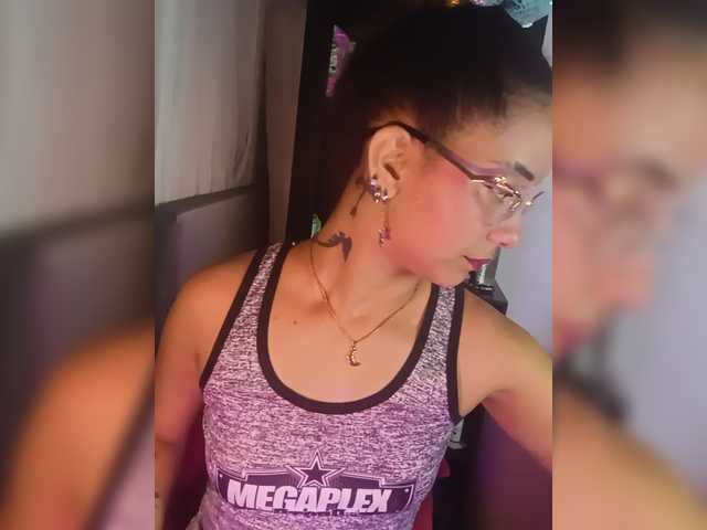 milanxbunny333 live cam on BongaCams