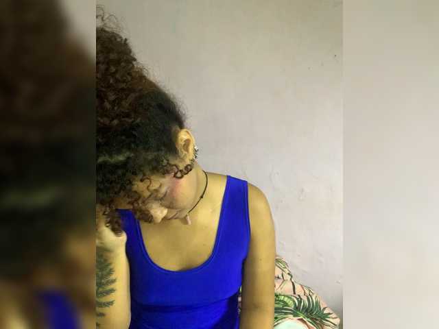 milanxbunny333 live cam on BongaCams