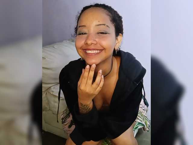 milanxbunny333 live cam on BongaCams