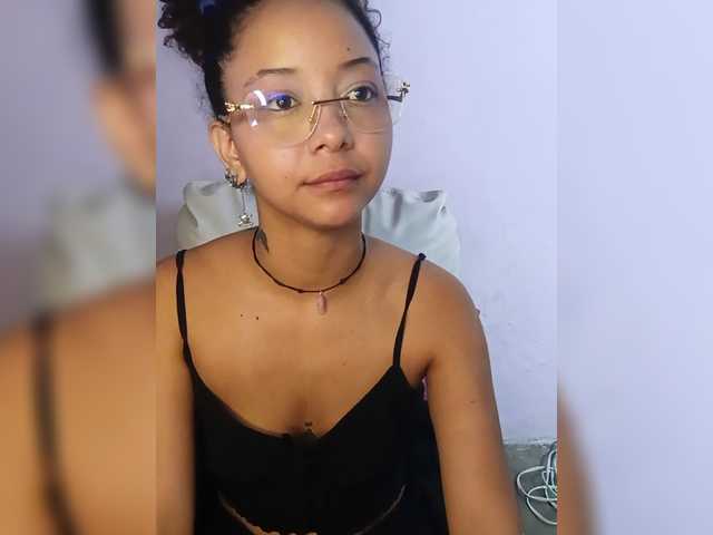 milanxbunny333 live cam on BongaCams