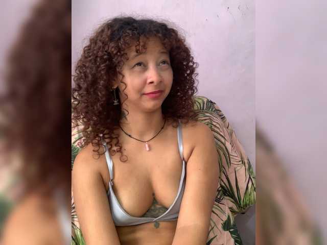 milanxbunny333 live cam on BongaCams