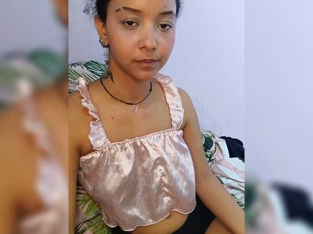 milanxbunny333 live webcam show