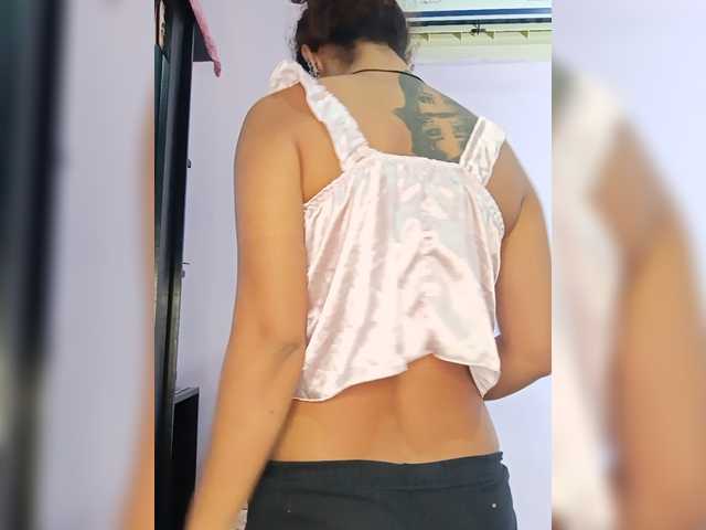 milanxbunny333 live webcam show