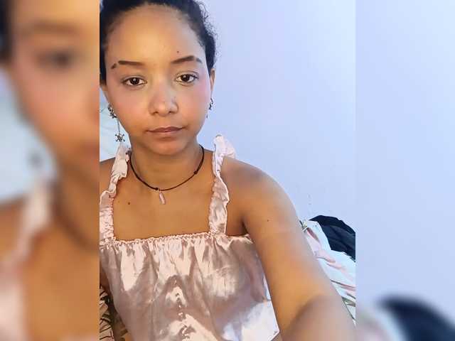 milanxbunny333 live webcam show