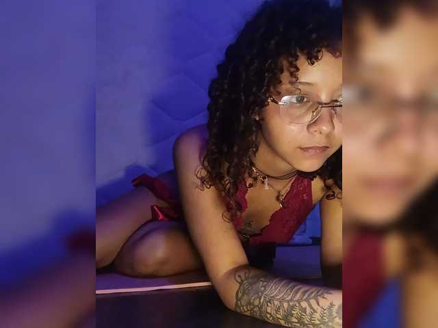 milanxbunny333 live cam on BongaCams