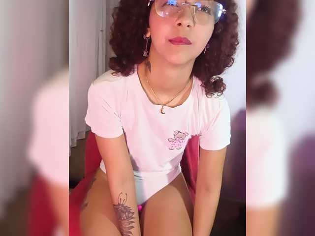 milanxbunny333 live cam on BongaCams