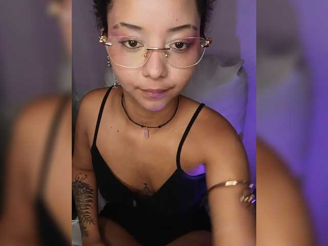 milanxbunny333 live cam on BongaCams