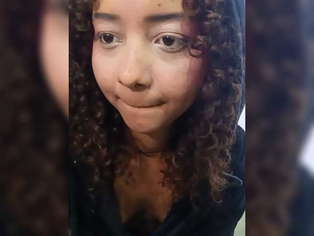 milanxbunny333 live cam on BongaCams