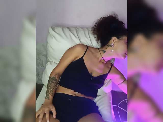 milanxbunny333 live cam on BongaCams