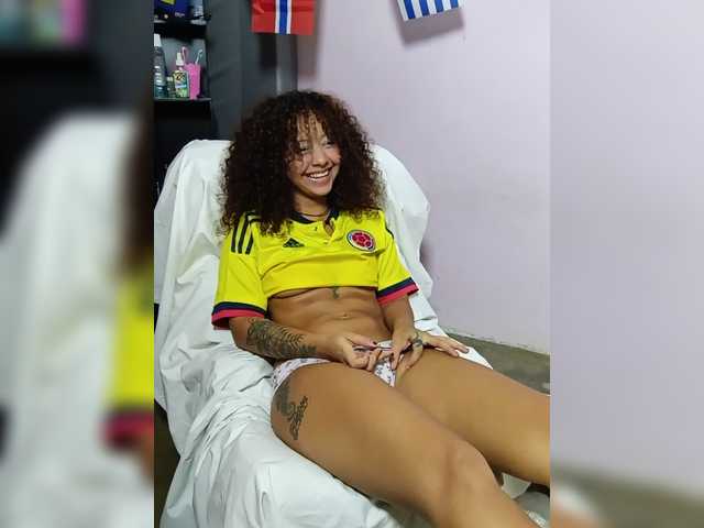 milanxbunny333 live cam on BongaCams