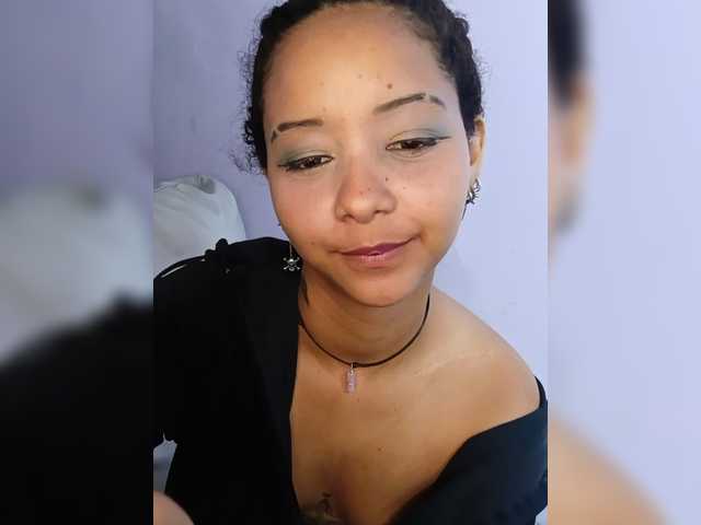milanxbunny333 live webcam show