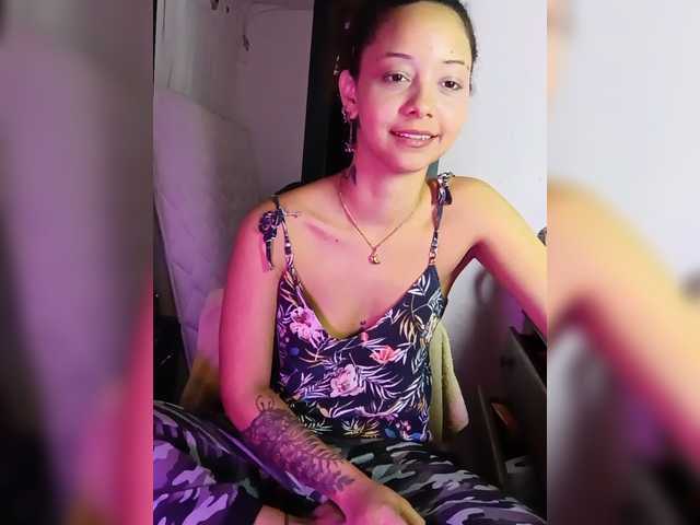 milanxbunny333 live cam on BongaCams