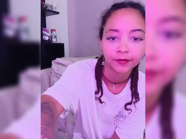 milanxbunny333 live webcam show