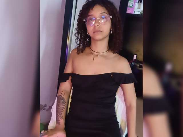 milanxbunny333 live cam on BongaCams