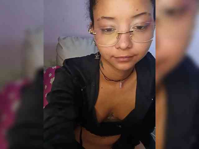 milanxbunny333 webcam