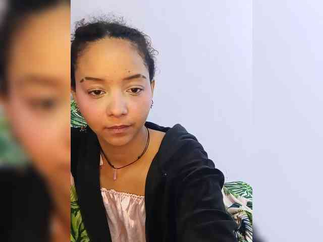 milanxbunny333 webcam
