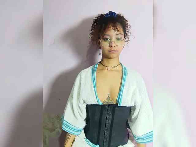 milanxbunny333 webcam