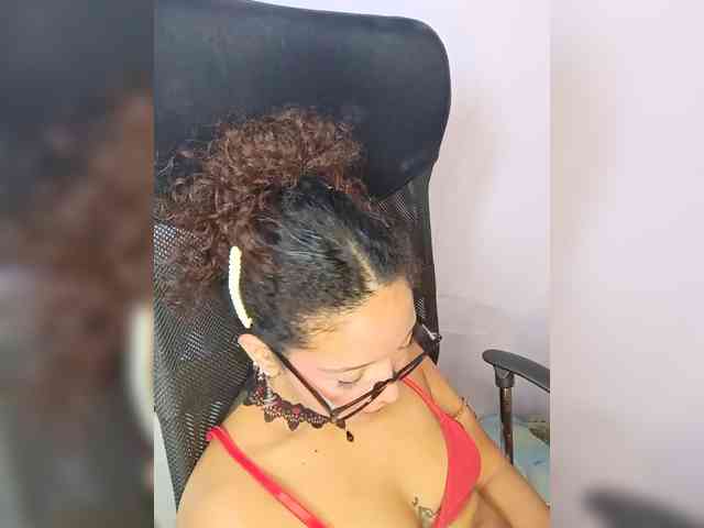 milanxbunny333 webcam