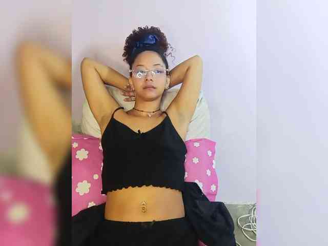 milanxbunny333 webcam