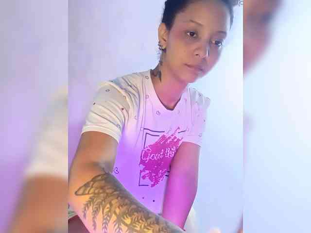 milanxbunny333 webcam