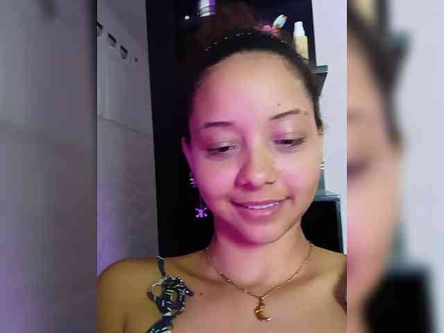 Modelo: milanxbunny333