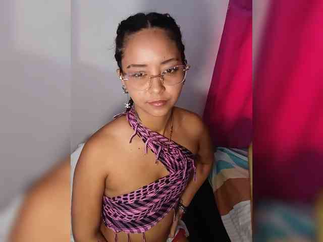 milanxbunny333 webcam