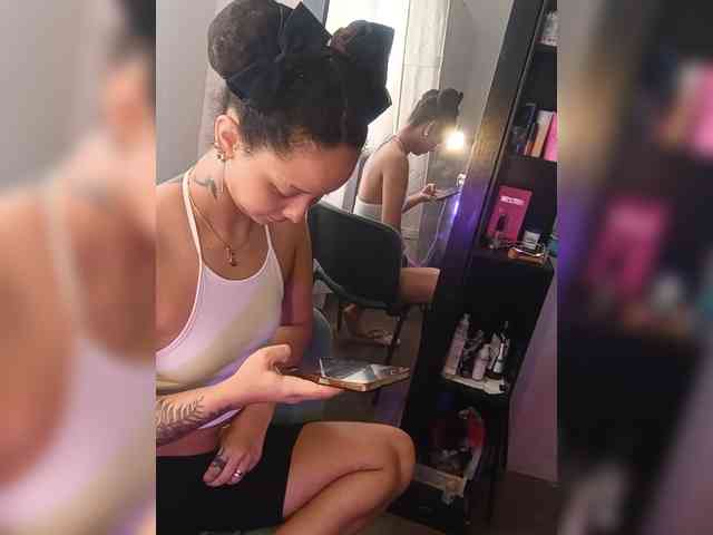 milanxbunny333 Live Webcam on BongaCams