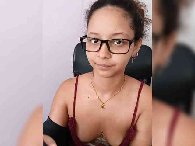 milanxbunny333 webcam