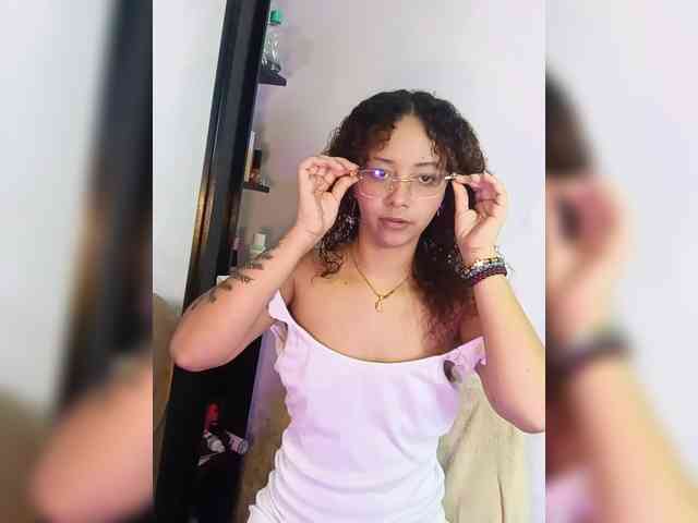 milanxbunny333 webcam