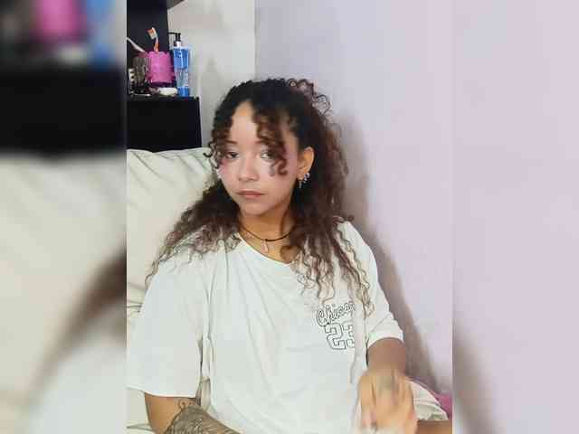 milanxbunny333 webcam