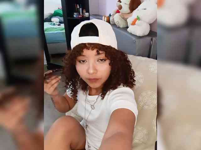 milanxbunny333 webcam