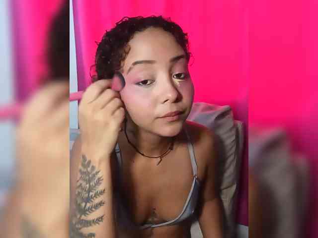milanxbunny333 webcam