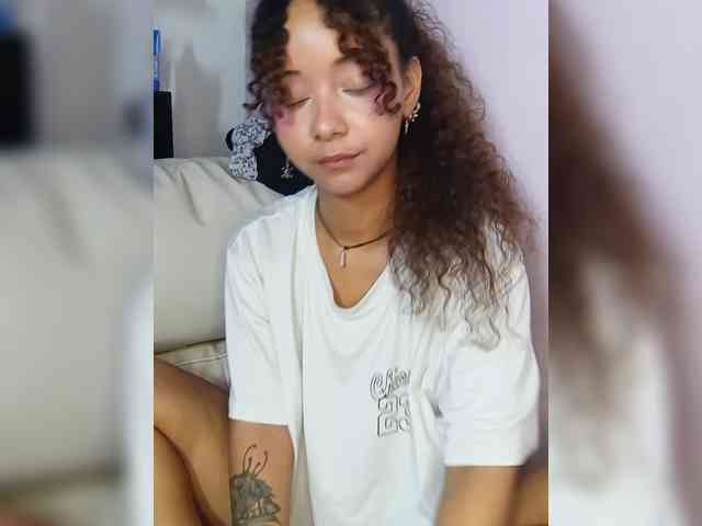 milanxbunny333 webcam