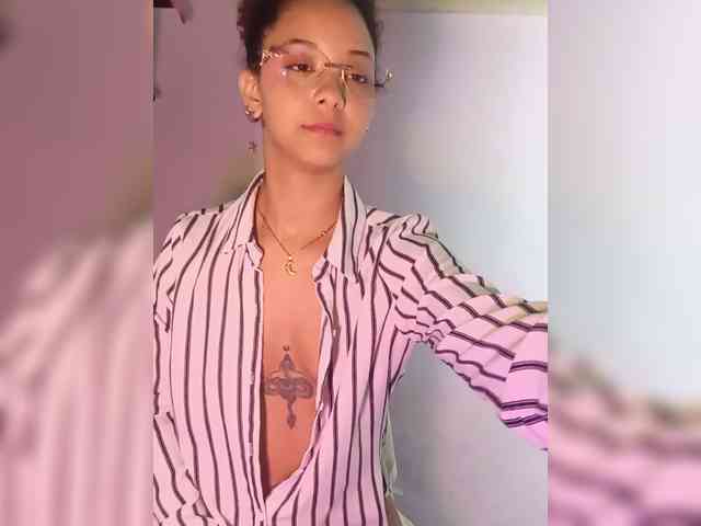 milanxbunny333 webcam