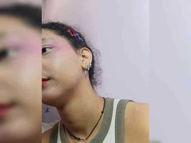 milanxbunny333 Live Webcam on BongaCams