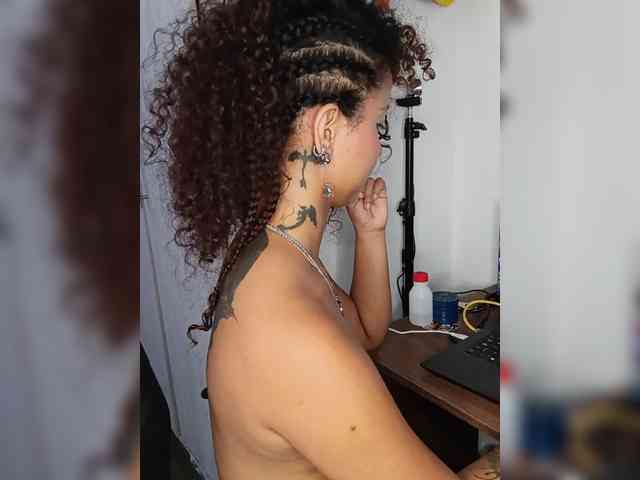 milanxbunny333 webcam