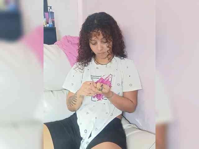 milanxbunny333 webcam