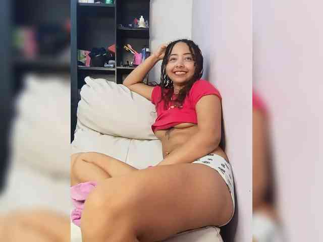 milanxbunny333's live room
