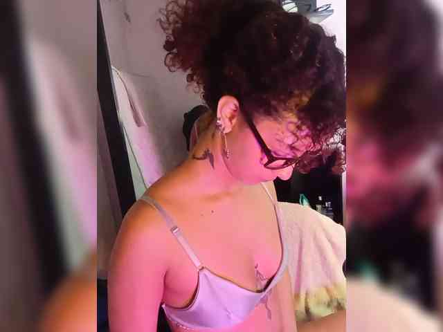 milanxbunny333 webcam