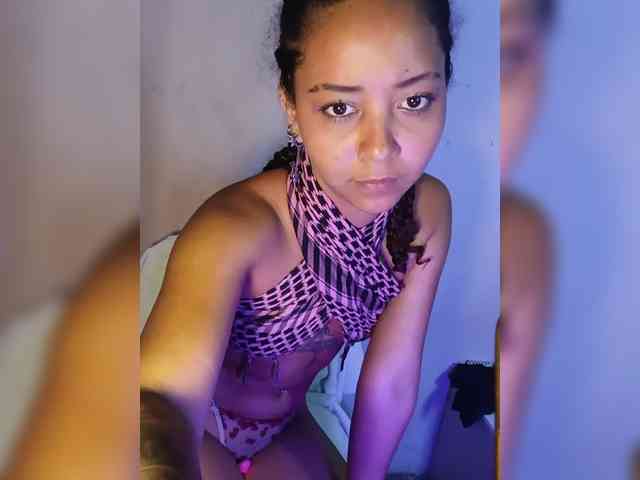 Modelo: milanxbunny333