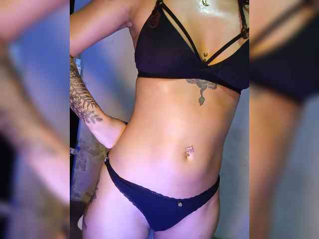 milanxbunny333's live room