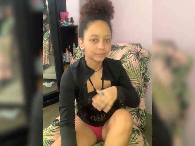 milanxbunny333 webcam