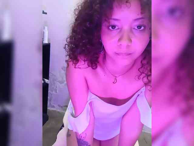 milanxbunny333 webcam