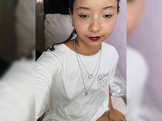 Modelo: milanxbunny333