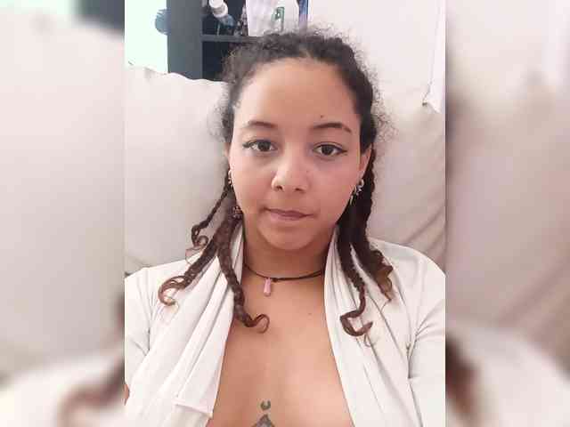 milanxbunny333 webcam