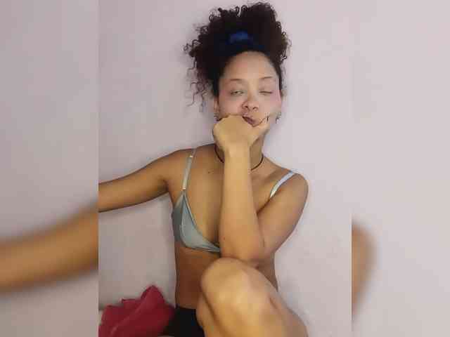 milanxbunny333 webcam